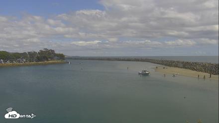 Dana Point Harbor Laguna Cliffs Resort Live Webcam - Apr 26, 2026, 3:20pm PDT