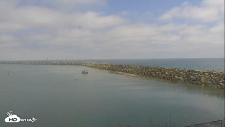 Dana Point Harbor Laguna Cliffs Resort Live Webcam - May 7, 2026, 2:04pm PDT