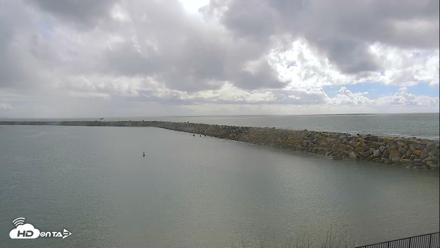 Dana Point Harbor Laguna Cliffs Resort Live Webcam - Oct 22, 2026, 11:51am PDT