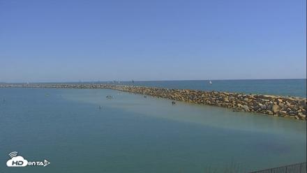 Dana Point Harbor Laguna Cliffs Resort Live Webcam - Jul 2, 2026, 2:06pm PDT