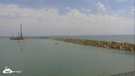 Dana Point Harbor Laguna Cliffs Resort Live Webcam - Aug 5, 2026, 2:31pm PDT