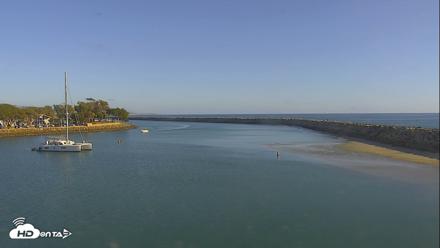 Dana Point Harbor Laguna Cliffs Resort Live Webcam - Oct 27, 2026, 4:04pm PDT