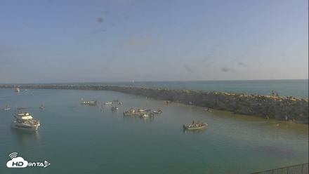 Dana Point Harbor Laguna Cliffs Resort Live Webcam - Sep 12, 2026, 4:10pm PDT