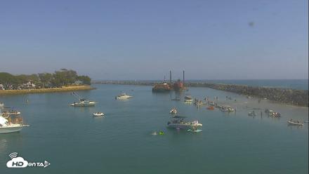 Dana Point Harbor Laguna Cliffs Resort Live Webcam - Aug 30, 2026, 3:42pm PDT