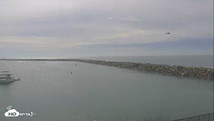 Dana Point Harbor Laguna Cliffs Resort Live Webcam - Oct 10, 2026, 10:45am PDT