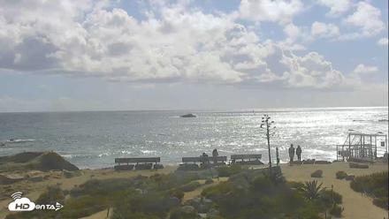 Dana Point Harbor Laguna Cliffs Resort Live Webcam - Apr 13, 2026, 3:58pm PDT
