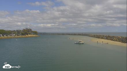 Dana Point Harbor Laguna Cliffs Resort Live Webcam - Apr 26, 2026, 3:24pm PDT