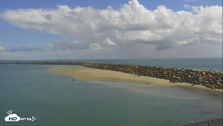 Dana Point Harbor Laguna Cliffs Resort Live Webcam - Apr 13, 2026, 2:37pm PDT