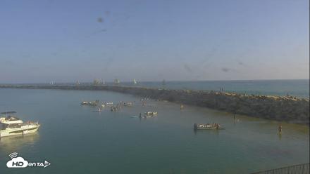 Dana Point Harbor Laguna Cliffs Resort Live Webcam - Sep 12, 2026, 4:39pm PDT