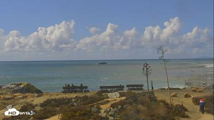 Dana Point Harbor Laguna Cliffs Resort Live Webcam - Oct 22, 2026, 12:17pm PDT