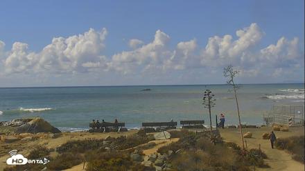 Dana Point Harbor Laguna Cliffs Resort Live Webcam - Oct 22, 2026, 12:17pm PDT