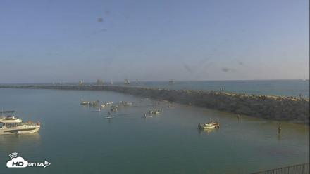 Dana Point Harbor Laguna Cliffs Resort Live Webcam - Sep 12, 2026, 4:40pm PDT