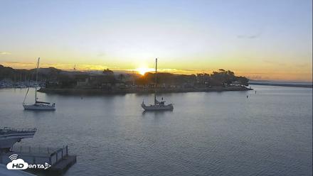 Dana Point Harbor Laguna Cliffs Resort Live Webcam - Oct 16, 2026, 7:07am PDT