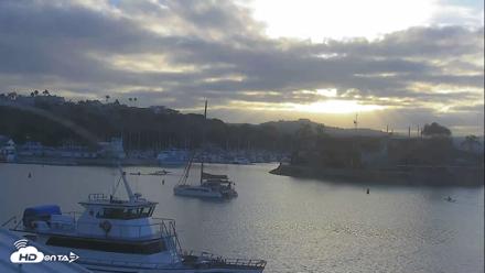 Dana Point Harbor Laguna Cliffs Resort Live Webcam - Sep 3, 2026, 7:05am PDT