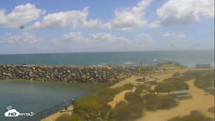 Dana Point Harbor Laguna Cliffs Resort Live Webcam - May 27, 2026, 2:52pm PDT