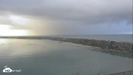 Dana Point Harbor Laguna Cliffs Resort Live Webcam - May 29, 2026, 6:35am PDT