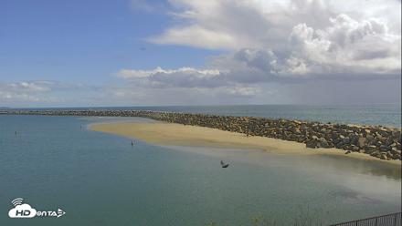 Dana Point Harbor Laguna Cliffs Resort Live Webcam - Apr 13, 2026, 2:25pm PDT