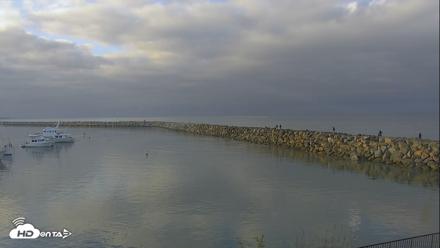 Dana Point Harbor Laguna Cliffs Resort Live Webcam - May 25, 2026, 7:09am PDT