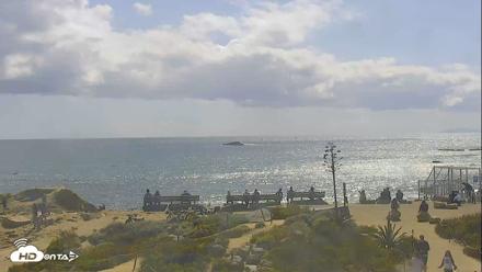 Dana Point Harbor Laguna Cliffs Resort Live Webcam - Apr 26, 2026, 3:26pm PDT