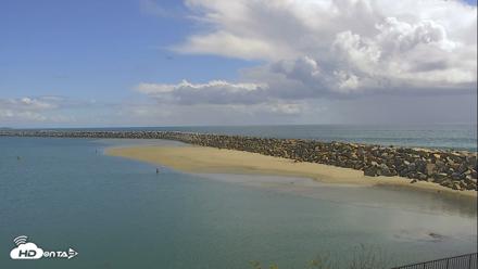 Dana Point Harbor Laguna Cliffs Resort Live Webcam - Apr 13, 2026, 2:25pm PDT