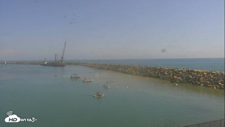 Dana Point Harbor Laguna Cliffs Resort Live Webcam - Aug 28, 2026, 2:49pm PDT