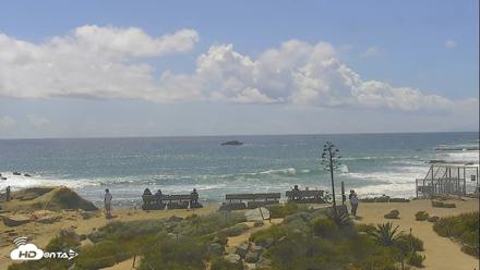 Dana Point Harbor Laguna Cliffs Resort Live Webcam - Apr 13, 2026, 2:17pm PDT