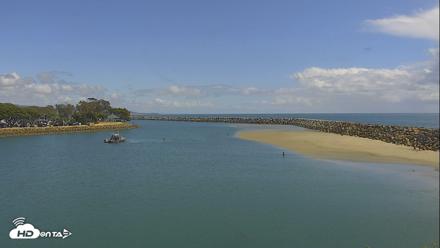 Dana Point Harbor Laguna Cliffs Resort Live Webcam - Apr 13, 2026, 2:22pm PDT