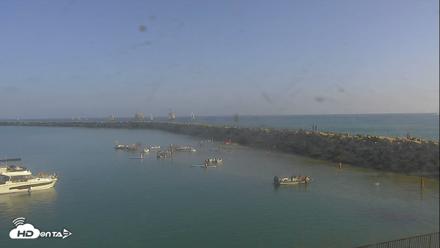 Dana Point Harbor Laguna Cliffs Resort Live Webcam - Sep 12, 2026, 4:40pm PDT