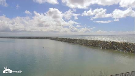 Dana Point Harbor Laguna Cliffs Resort Live Webcam - Oct 22, 2026, 12:18pm PDT