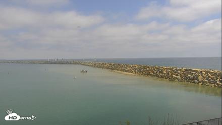 Dana Point Harbor Laguna Cliffs Resort Live Webcam - May 7, 2026, 2:05pm PDT