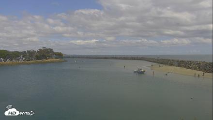 Dana Point Harbor Laguna Cliffs Resort Live Webcam - Apr 26, 2026, 3:20pm PDT