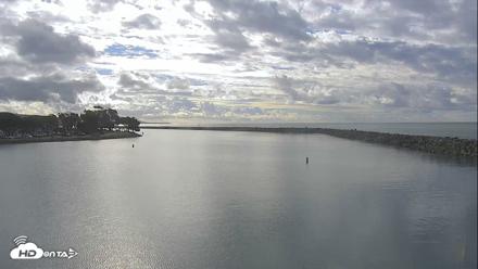 Dana Point Harbor Laguna Cliffs Resort Live Webcam - Oct 22, 2026, 8:56am PDT