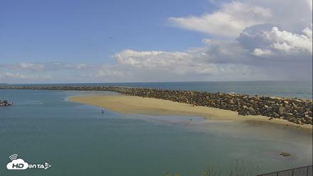 Dana Point Harbor Laguna Cliffs Resort Live Webcam - Apr 13, 2026, 2:19pm PDT