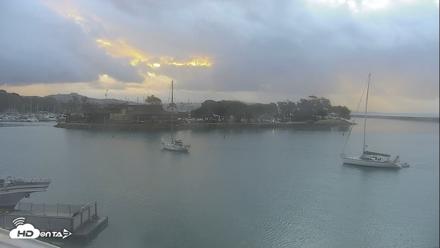 Dana Point Harbor Laguna Cliffs Resort Live Webcam - Oct 12, 2026, 7:05am PDT