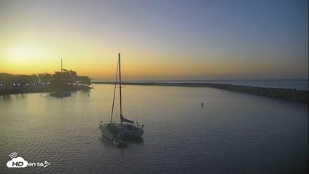 Dana Point Harbor Laguna Cliffs Resort Live Webcam - Oct 19, 2026, 6:41am PDT