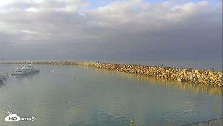 Dana Point Harbor Laguna Cliffs Resort Live Webcam - May 25, 2026, 7:20am PDT