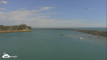 Dana Point Harbor Laguna Cliffs Resort Live Webcam - Sep 9, 2026, 3:01pm PDT
