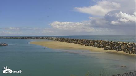 Dana Point Harbor Laguna Cliffs Resort Live Webcam - Apr 13, 2026, 2:19pm PDT
