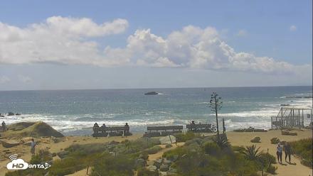 Dana Point Harbor Laguna Cliffs Resort Live Webcam - Apr 13, 2026, 2:17pm PDT