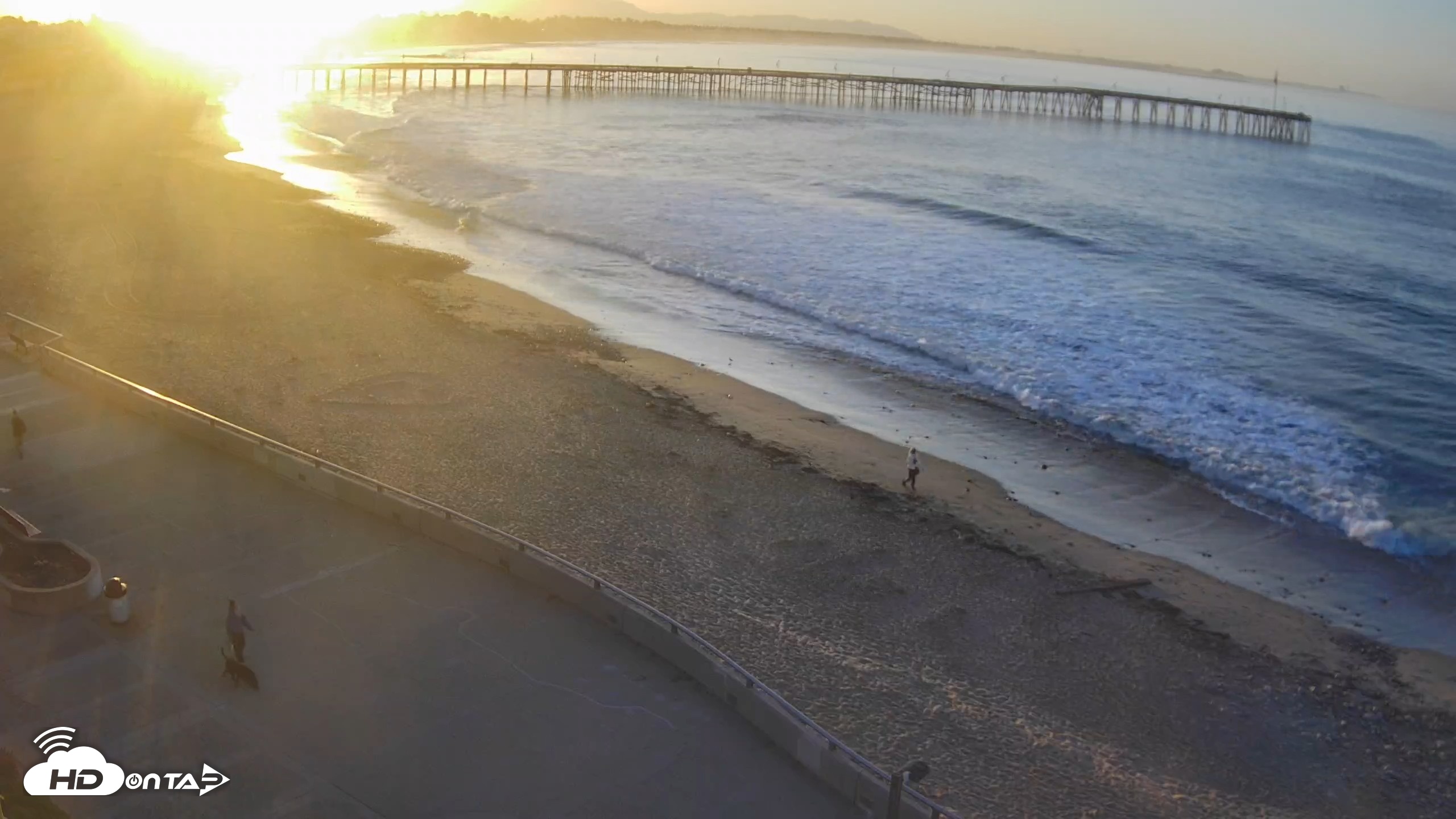 Snapshot of Ventura Pier and Promenade Live Webcam taken Oct 19, 2026, 7:27am PDT