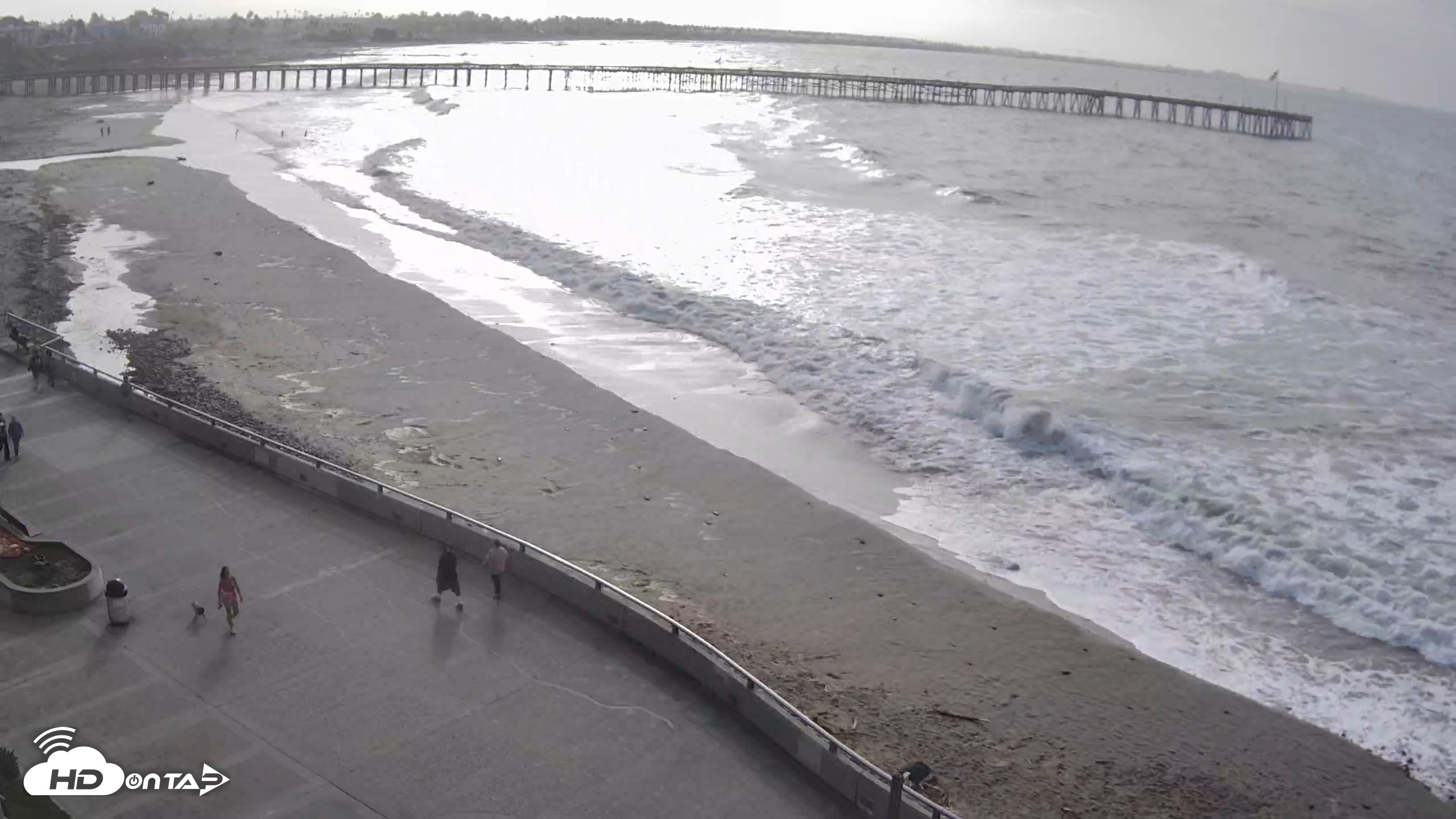Snapshot of Ventura Pier and Promenade Live Webcam taken Oct 11, 2026, 9:10am PDT
