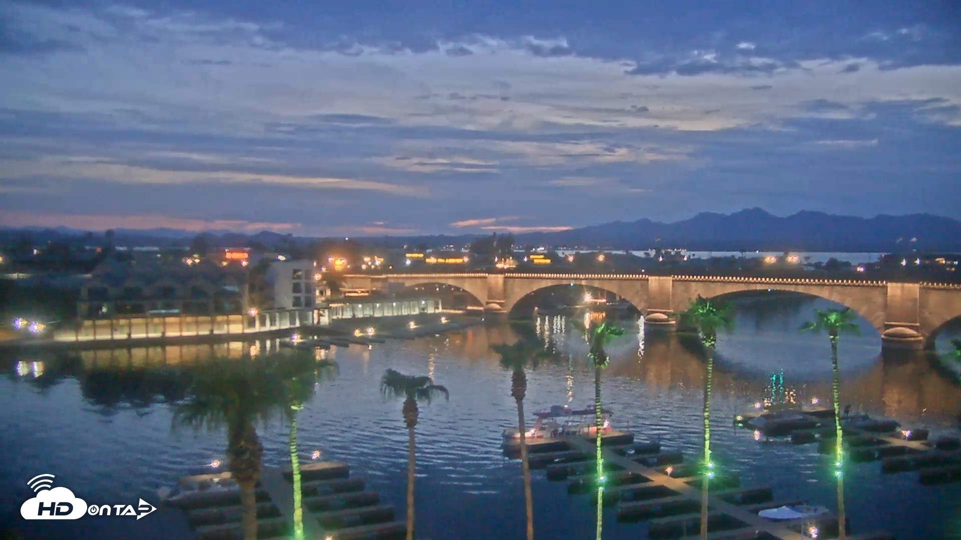 Snapshot of Lake Havasu London Bridge Live Webcam taken Aug 11, 2026, 7:56pm MST