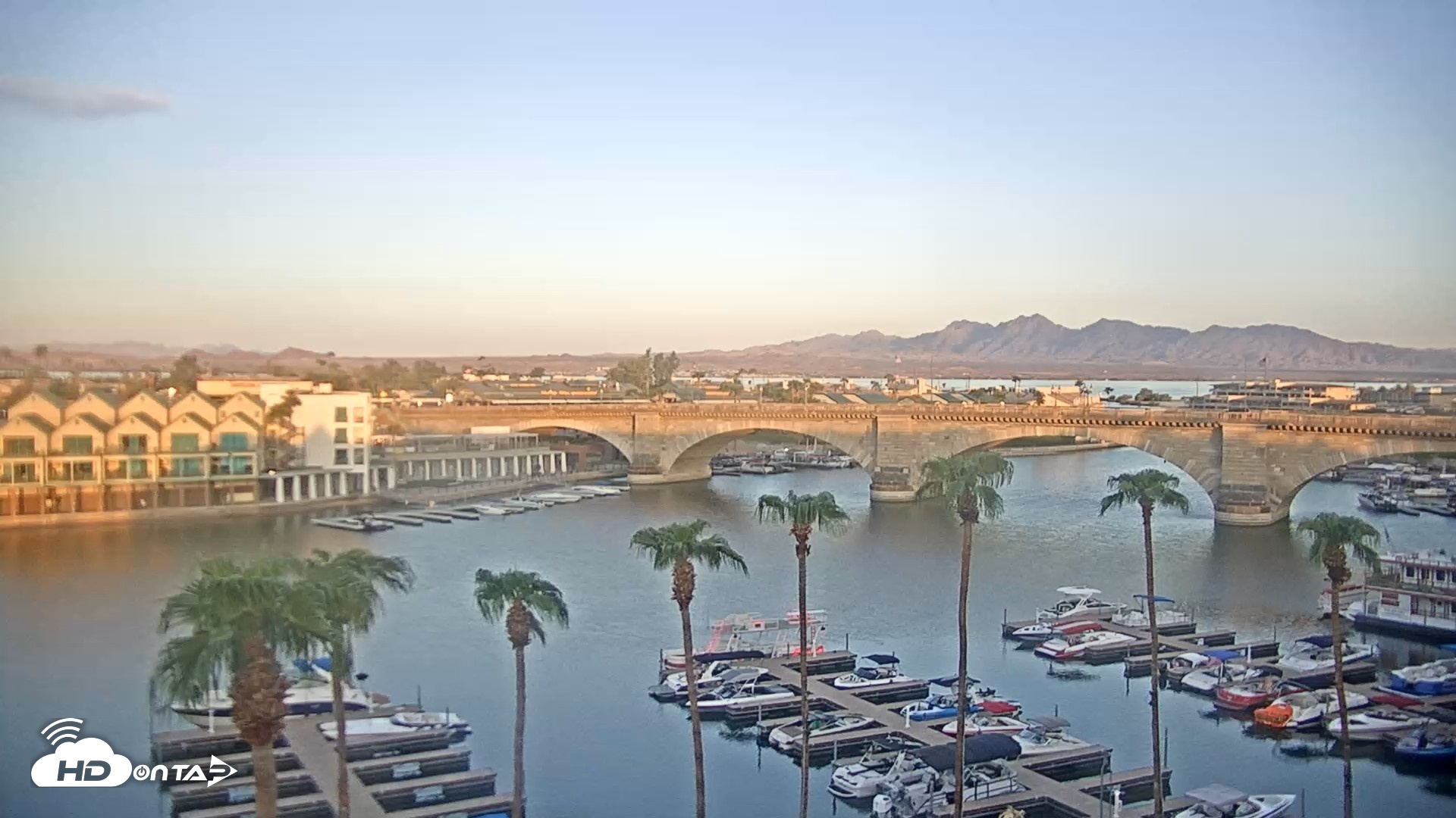 Snapshot of Lake Havasu London Bridge Live Webcam taken Sep 13, 2026, 6:38am MST