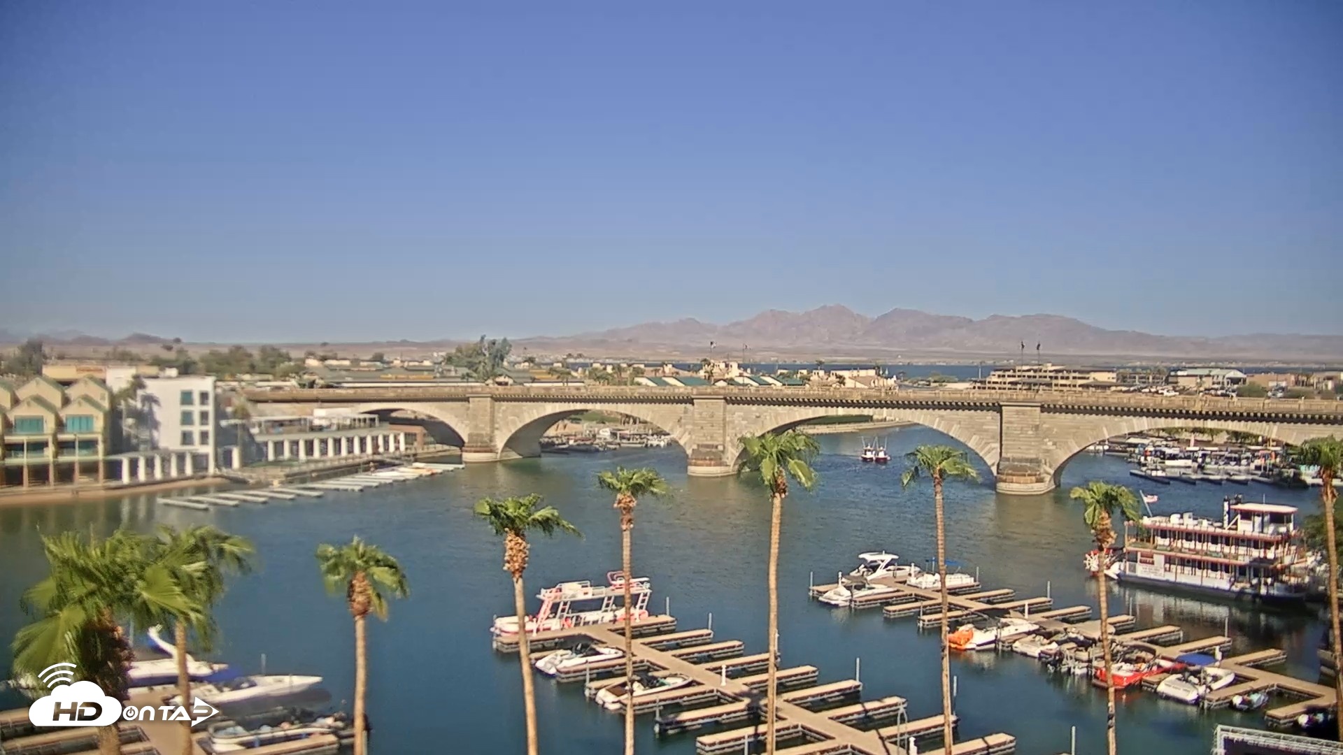 Snapshot of Lake Havasu London Bridge Live Webcam taken Sep 16, 2026, 9:10am MST