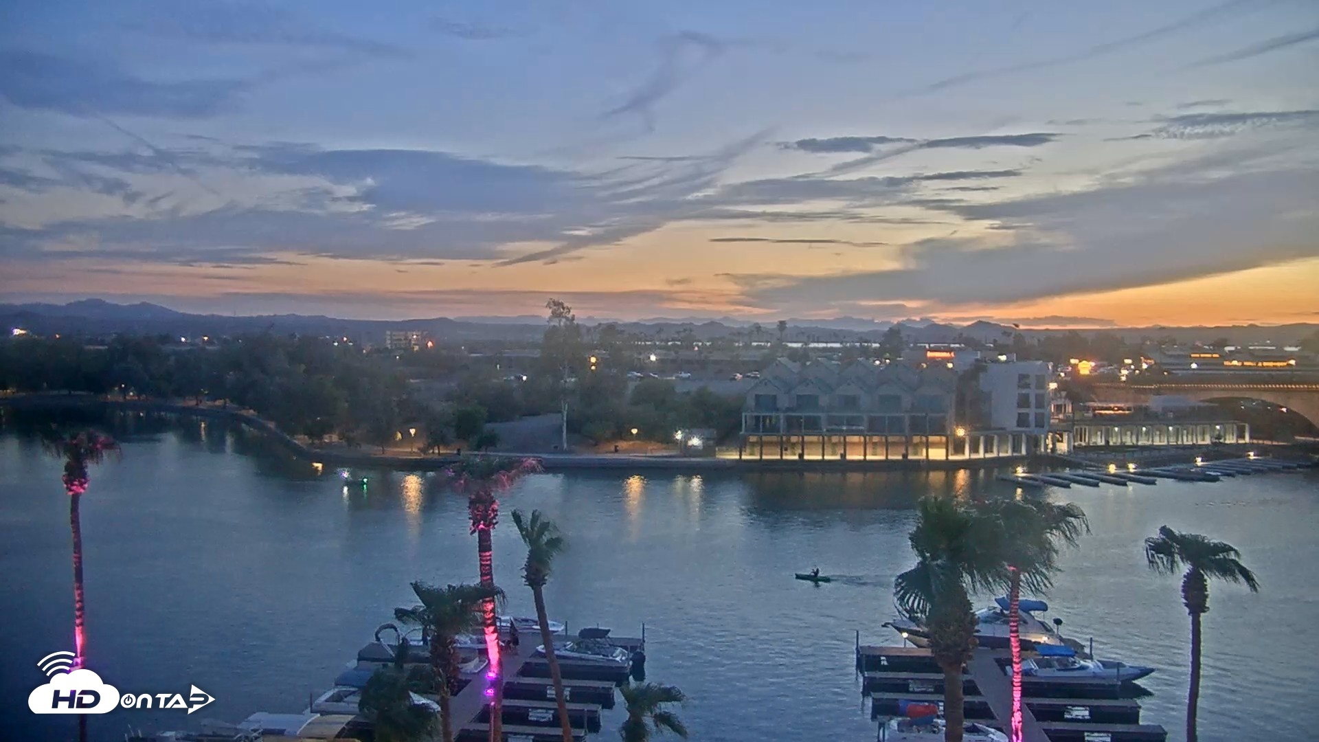 Snapshot of Lake Havasu London Bridge Live Webcam taken Aug 23, 2026, 7:33pm MST