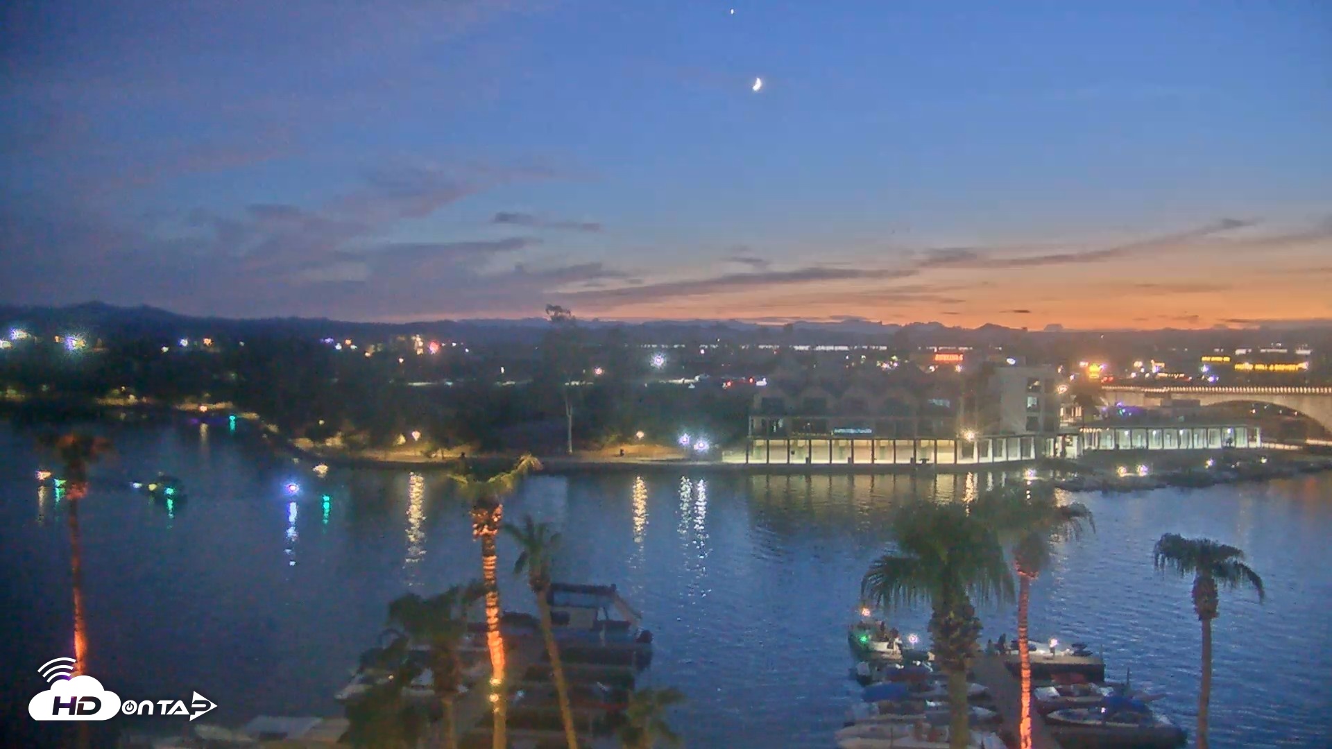 Snapshot of Lake Havasu London Bridge Live Webcam taken Aug 15, 2026, 7:57pm MST