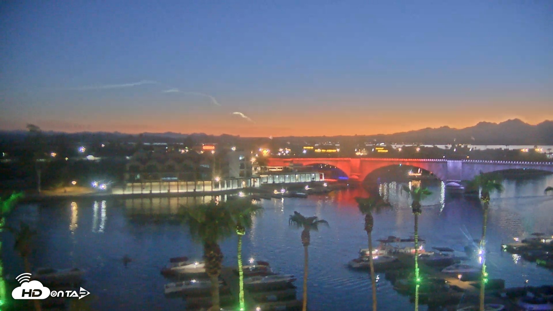 Snapshot of Lake Havasu London Bridge Live Webcam taken Jul 31, 2026, 8:16pm MST