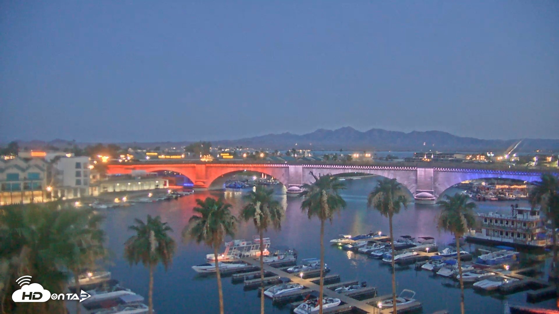 Snapshot of Lake Havasu London Bridge Live Webcam taken Jun 13, 2026, 4:58am MST