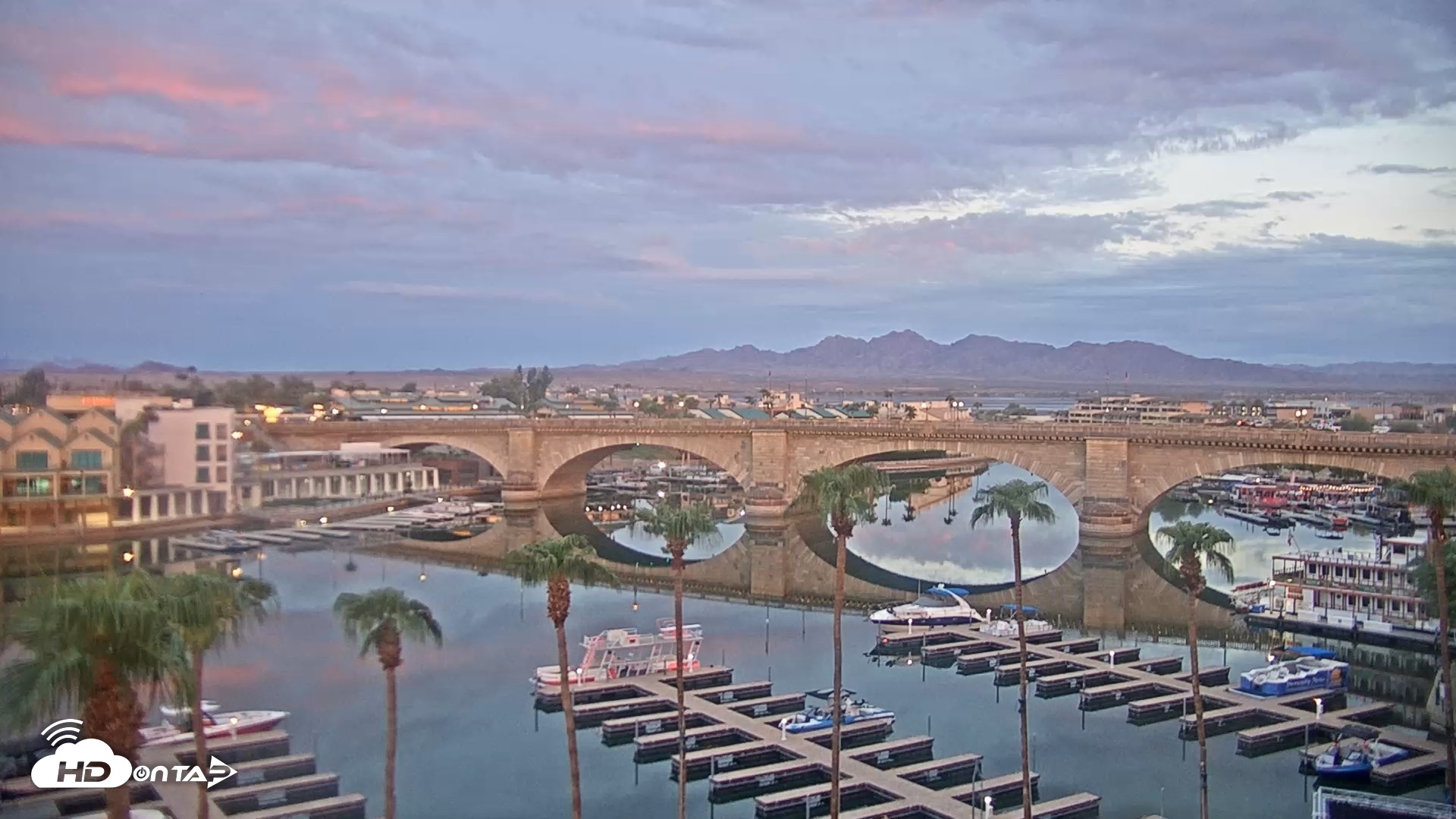 Snapshot of Lake Havasu London Bridge Live Webcam taken Sep 10, 2026, 6:13am MST