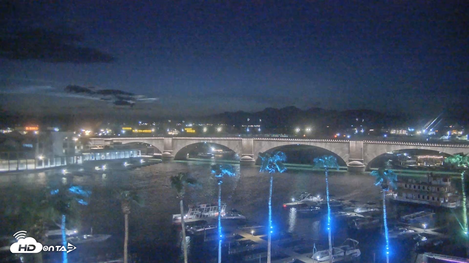 Snapshot of Lake Havasu London Bridge Live Webcam taken Sep 16, 2026, 7:35pm MST